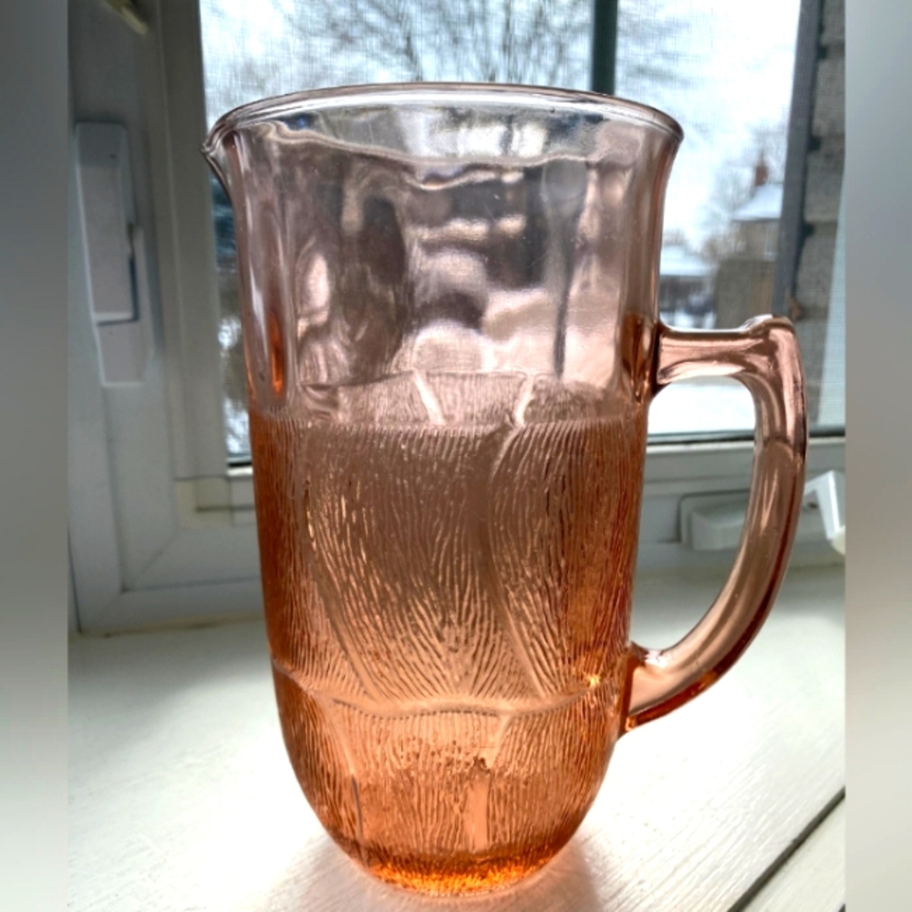 RARE VINTAGE Arcoroc Elegant Pink Heavy Glass Pitcher